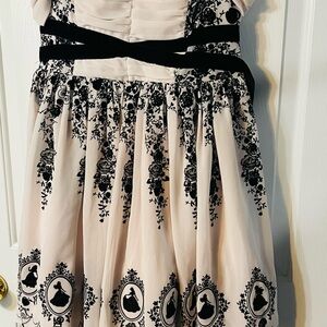 Disney Princess Cold Shoulder Black and Cream Formal Dress